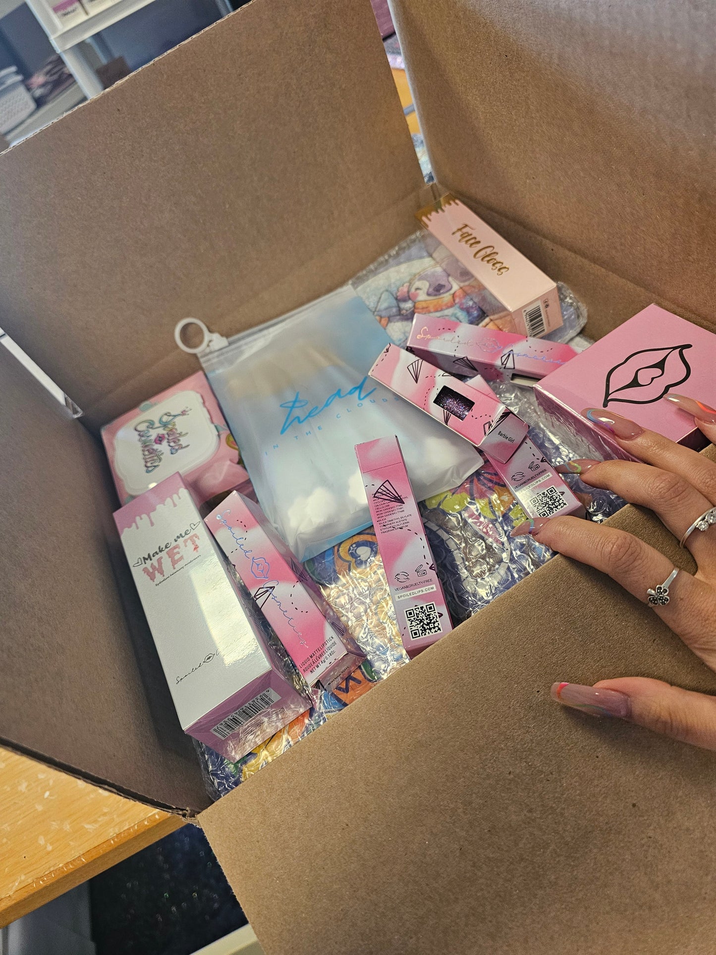 Spoiled Lips Fill It Up! Mystery Beauty Box | Surprise Makeup Collection